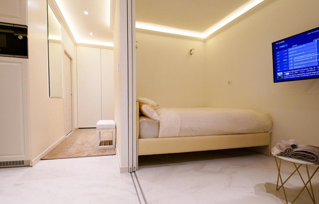 Jacuzzi Spa Prestige Krasków Dış mekan fotoğraf